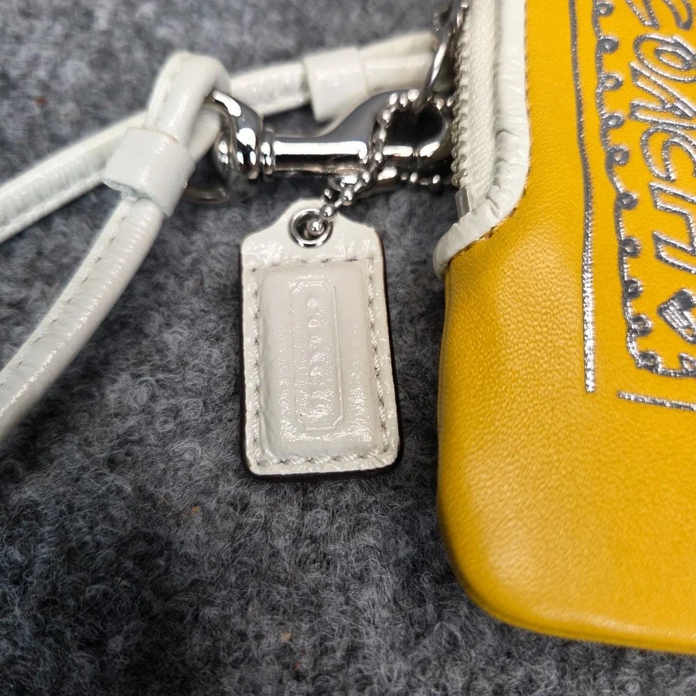 Coach pre owned